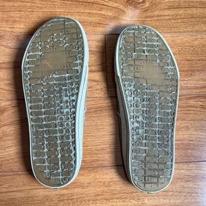 Sanuk slip on sandals